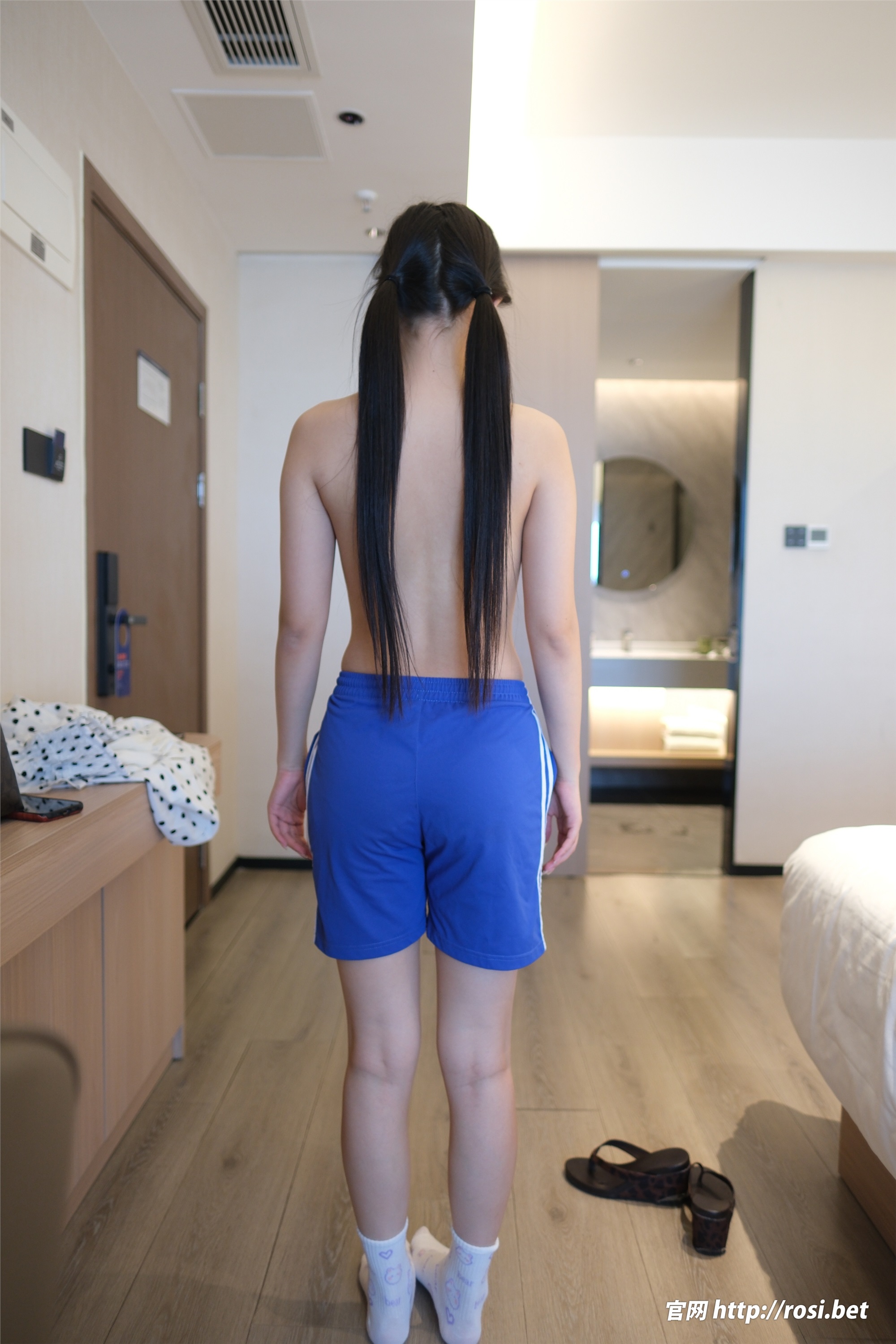 ROSI写真 2026.01.07 NO.5147